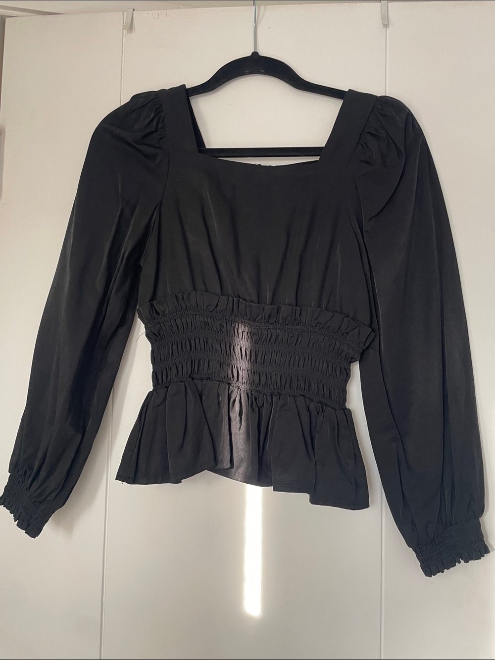 Habitual Girl Black Square-Neck Smocked Peplum Top with Zip back Fits women XS